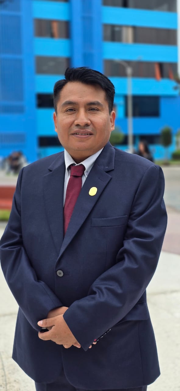 Dr. Wilmer Palomino